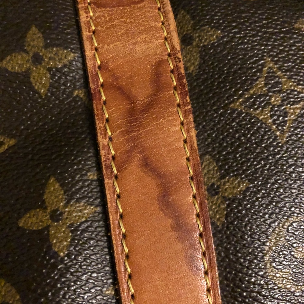 [SOLD] Genuine Louis Vuitton Keepall 60 - Picture 8 of 8